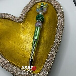 🦋Beaded Butterfly Handmade Pen🖋️